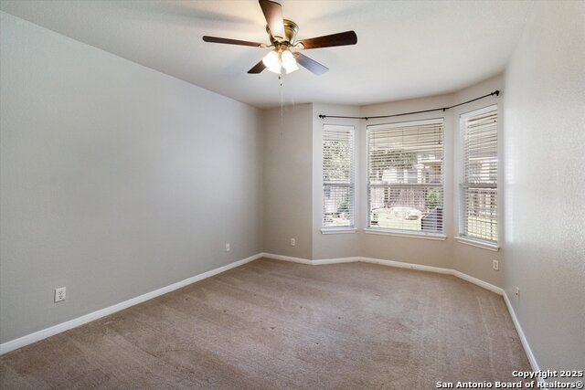 Image 21 of 32 For 20514 Cliff Park Ln