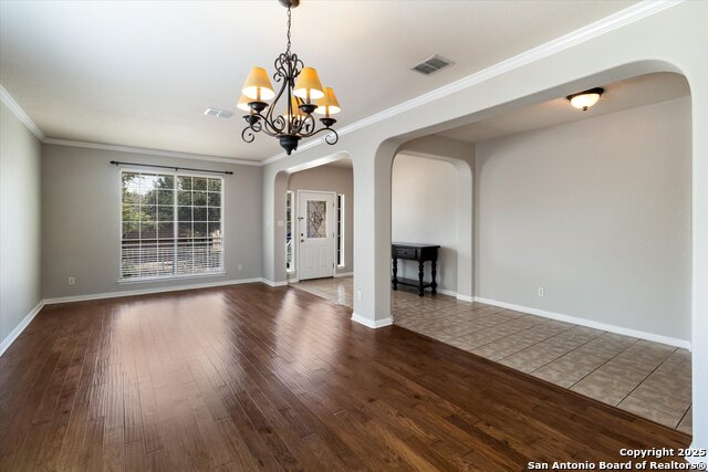 Image 6 of 32 For 20514 Cliff Park Ln