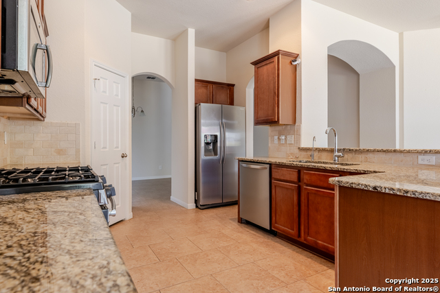 Image 23 of 51 For 8815 Falcon Park