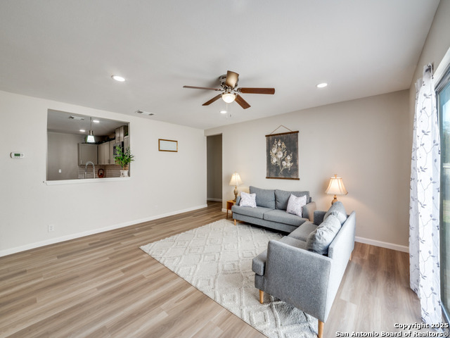 Image 4 of 21 For 7742 Alverstone