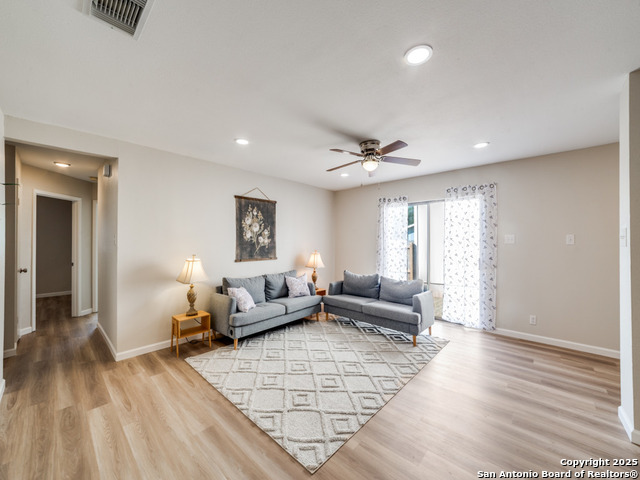 Image 5 of 21 For 7742 Alverstone