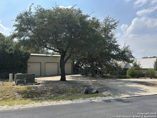 Image 8 of 56 For 520 Lantana Ridge
