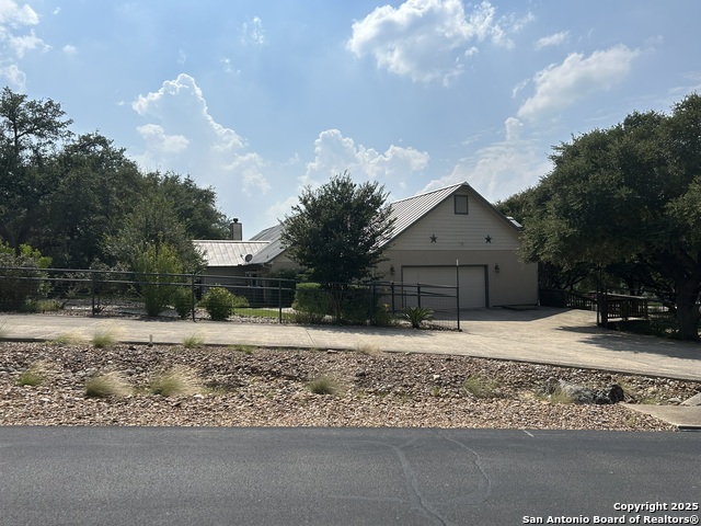 Image 9 of 56 For 520 Lantana Ridge