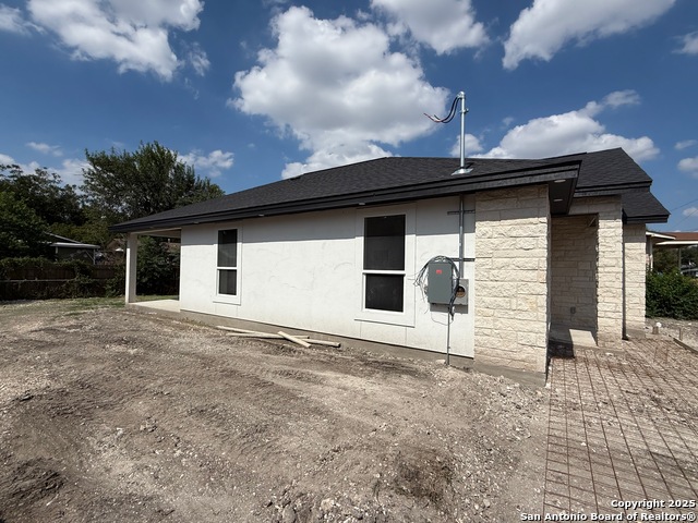 Listing photo id 9 for 3123 Neptune St