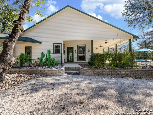 Image 36 of 51 For 1010 Wild Flower