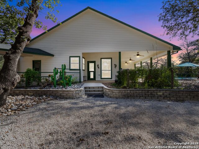 Image 37 of 51 For 1010 Wild Flower