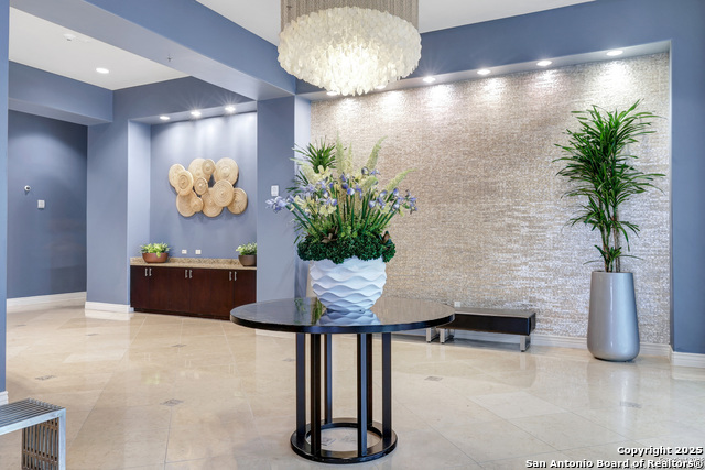 Listing photo id 28 for 215 Center St N Apt 307