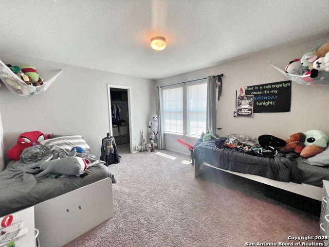 Image 15 of 17 For 415 Harvest Point