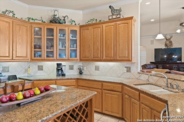 Listing photo id 18 for 34 Cravey Rd