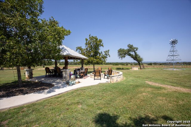 Listing photo id 37 for 34 Cravey Rd