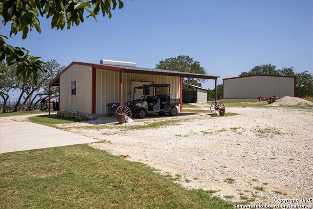 Listing photo id 42 for 34 Cravey Rd