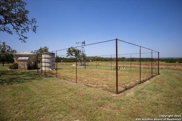 Listing photo id 43 for 34 Cravey Rd