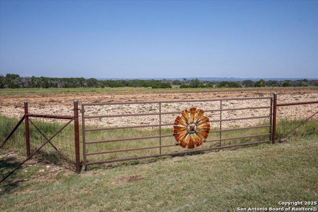 Listing photo id 59 for 34 Cravey Rd