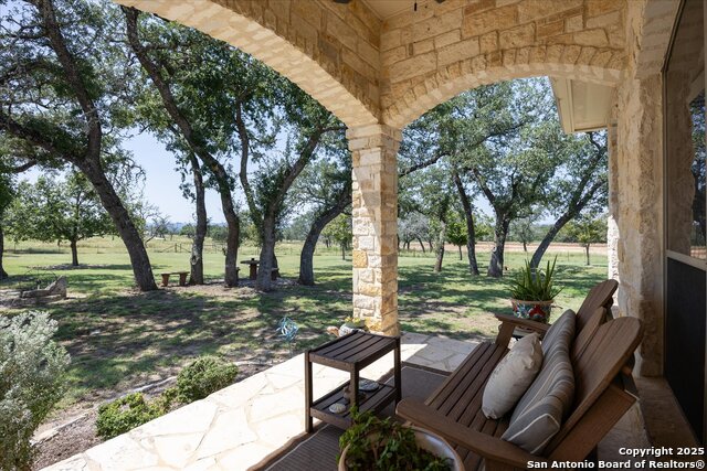 Listing photo id 5 for 34 Cravey Rd