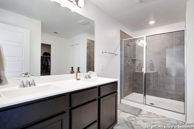 Image 20 of 31 For 11526 Amberina