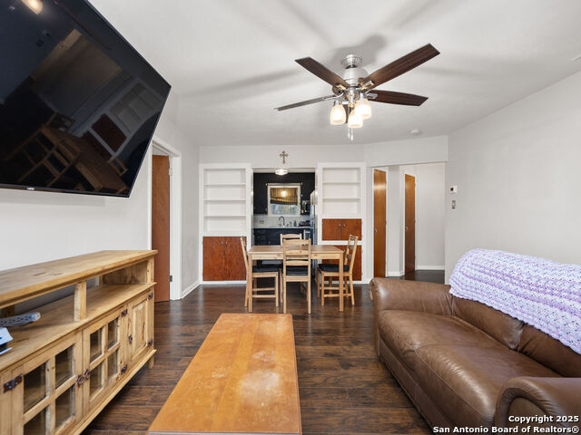 Image 2 of 27 For 1407 6th