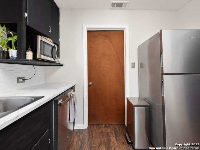 Image 9 of 27 For 1407 6th