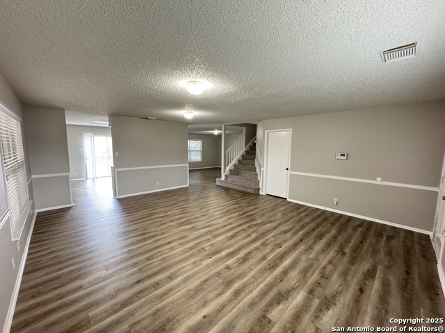 Image 5 of 27 For 6835 Cypress Mist Dr