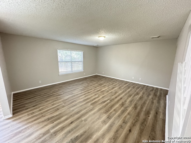 Image 8 of 27 For 6835 Cypress Mist Dr