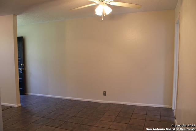 Image 44 of 45 For 923 Vance Jackson  1007