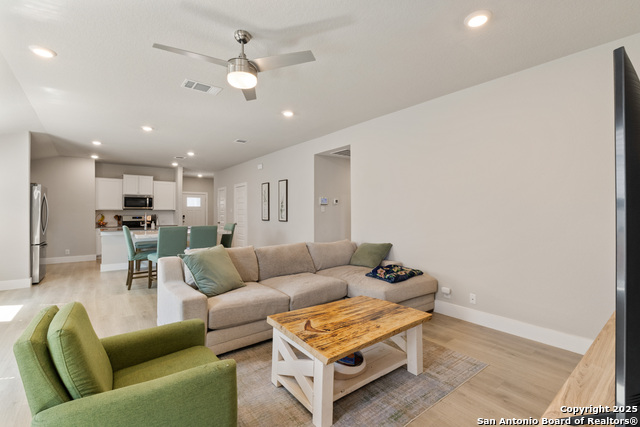Listing photo id 10 for 21220 Cobbles Loop