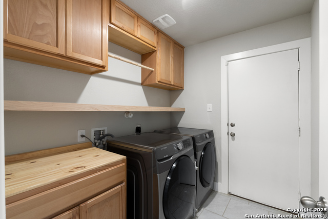 Listing photo id 12 for 21220 Cobbles Loop