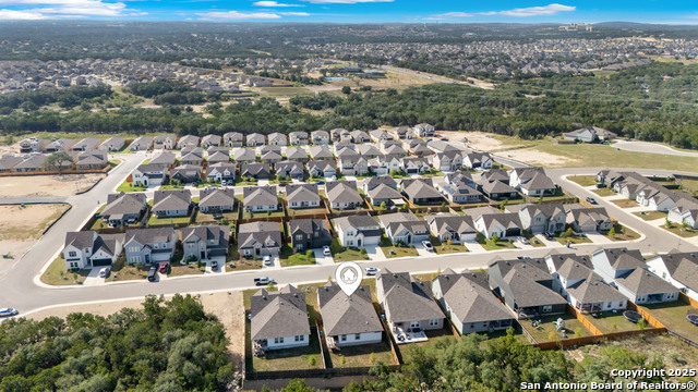 Listing photo id 23 for 21220 Cobbles Loop