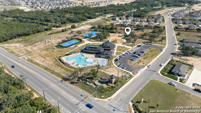 Listing photo id 24 for 21220 Cobbles Loop