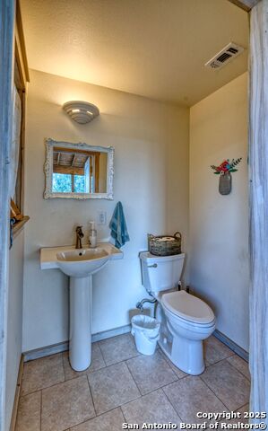 Image 16 of 78 For 565 Loop Rd.