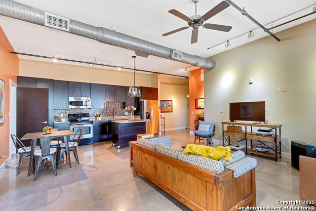 Details for 831 Flores S 3202, San Antonio, TX 78204