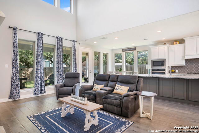 Image 7 of 43 For 184 Cimarron Creek