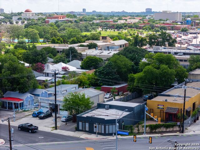 Listing photo id 9 for 154 Fredericksburg 102