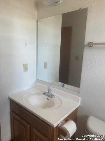 Image 10 of 17 For 2952 Wofford