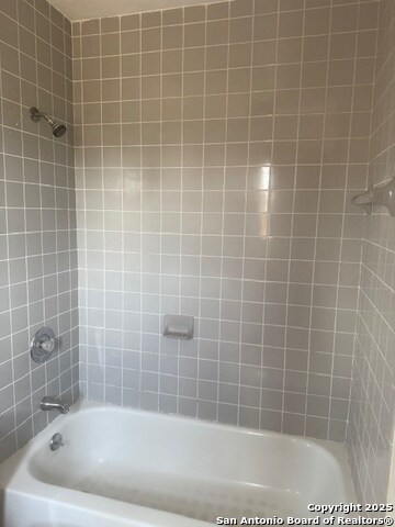 Image 11 of 17 For 2952 Wofford