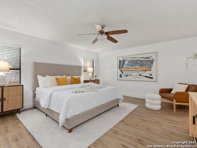 Image 20 of 49 For 16430 Bulverde Pt