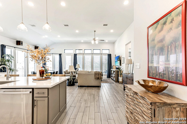 Image 10 of 39 For 1820 Durham Park