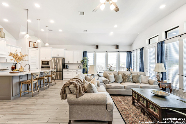 Image 18 of 39 For 1820 Durham Park