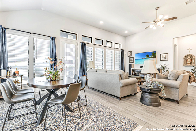 Image 21 of 39 For 1820 Durham Park