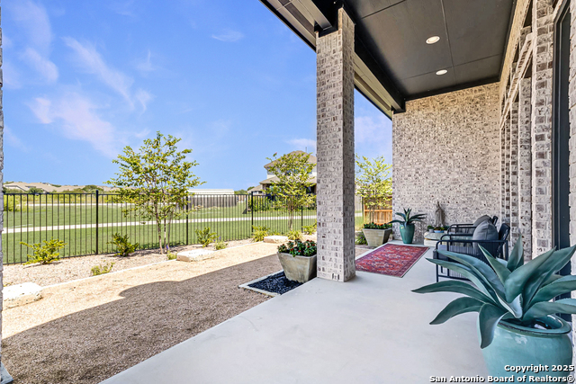 Image 35 of 39 For 1820 Durham Park