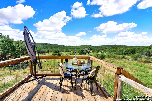 Listing photo id 4 for 683 County Road 242