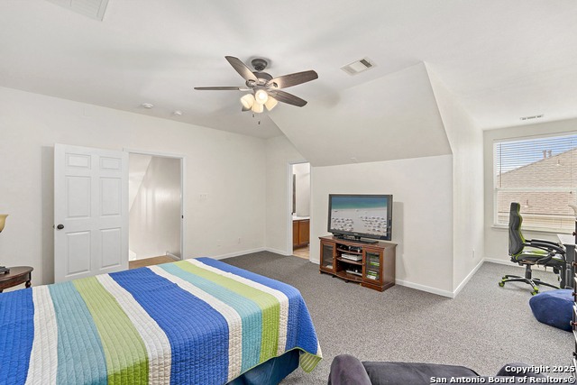 Image 34 of 40 For 16106 Ponderosa Pass