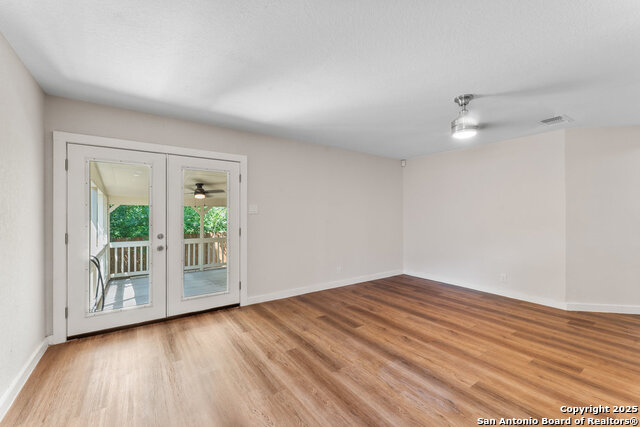 Image 15 of 37 For 8127 Sunshine Trail Dr