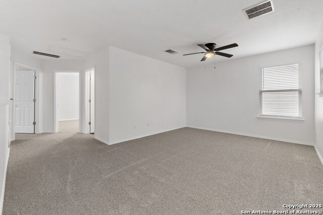 Image 18 of 37 For 3917 Legend Pond