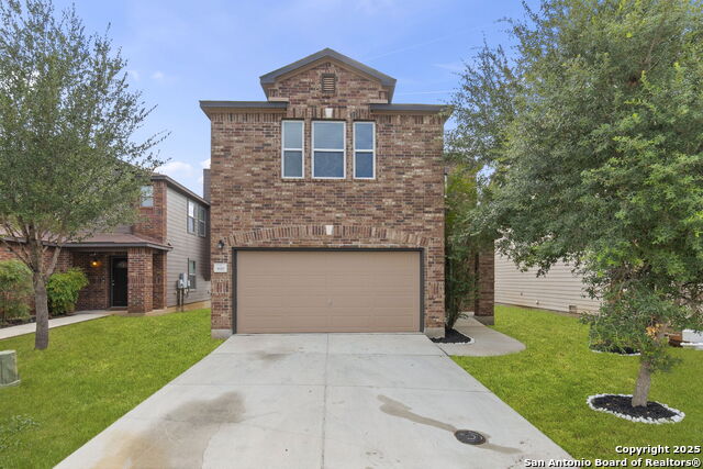 Image 2 of 37 For 3917 Legend Pond