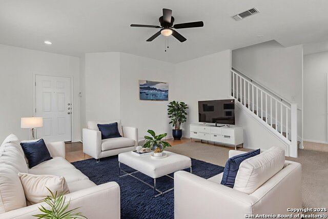 Image 4 of 37 For 3917 Legend Pond