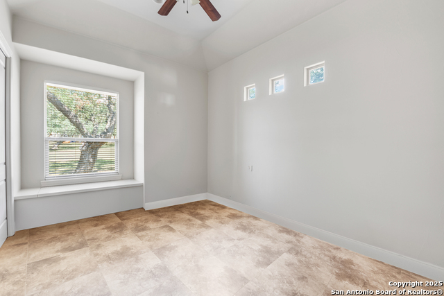 Image 33 of 64 For 68 Brook Ridge