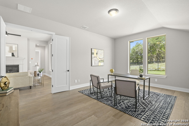 Image 4 of 19 For 204 Dulce Vista