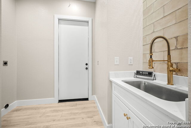 Image 32 of 42 For 16837 Fm 1937
