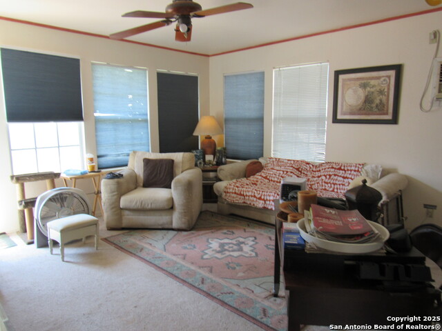 Listing photo id 10 for 8522 Quail Wood