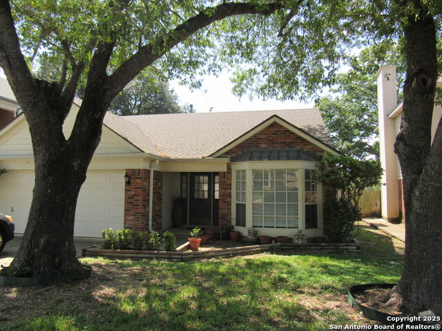 Listing photo id 4 for 8522 Quail Wood